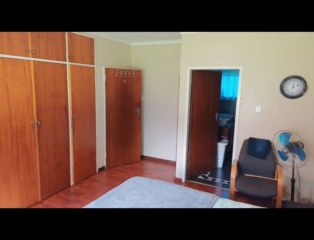 4 BEDROOM FREEHOLD FOR SALE IN LYTTELTON MANOR